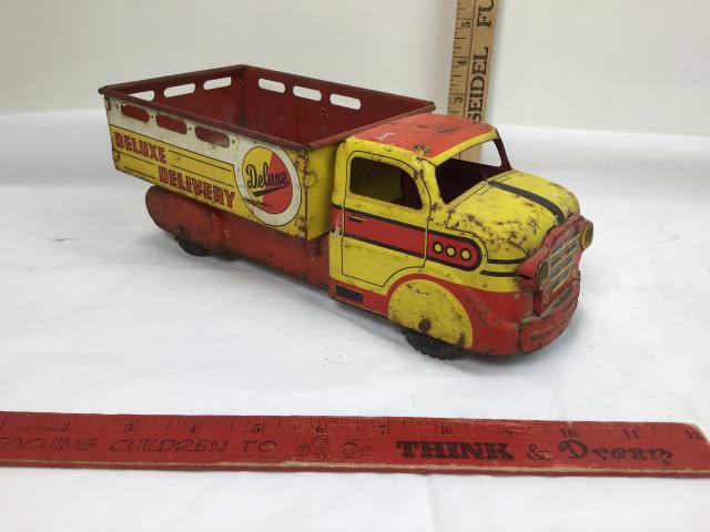 353 Vintage Deluxe Delivery Truck Metal   VW10NIJ9KPQ7CM2TZAGL5B8EYRS64FU3.JPG